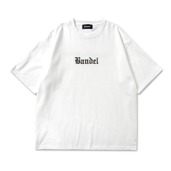 OLDENGLISH LETTERING TEE