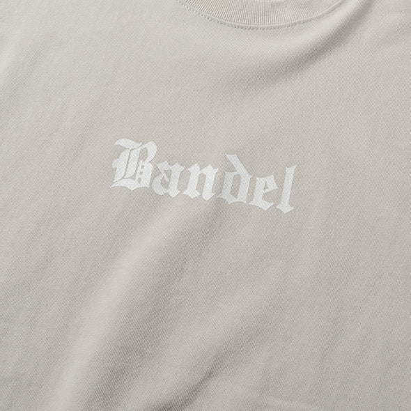 OLDENGLISH LETTERING TEE