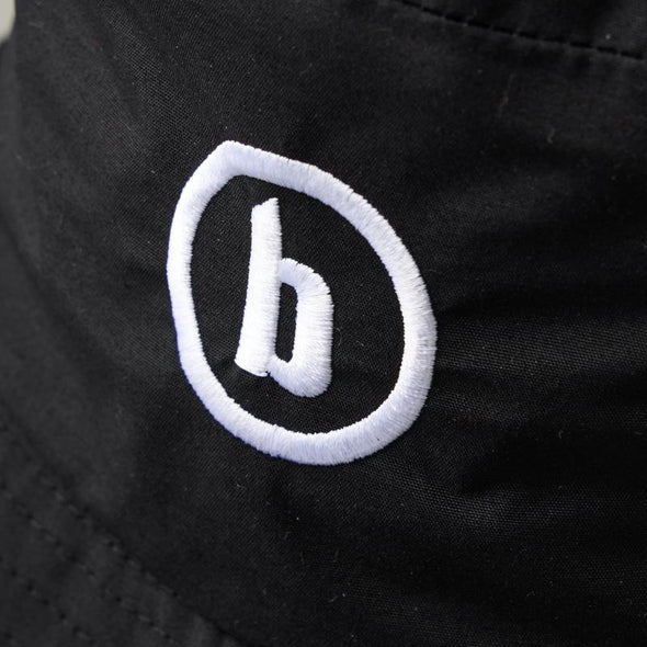 CIRCLE b WATERREPELLENT 3L BUCKET HAT