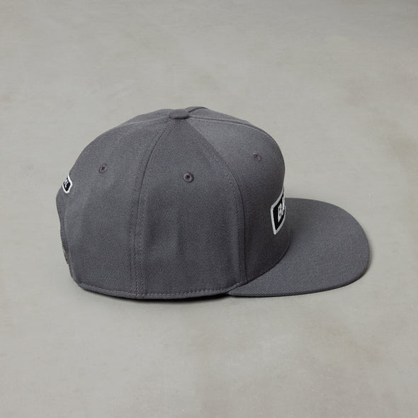 LOGO WAPPEN FLATVISOR CAP 全3色