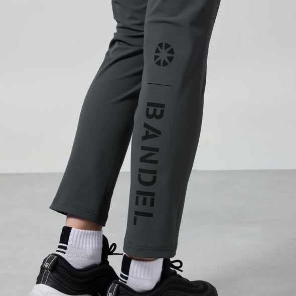 【4月中旬発売予約】WOMENS SWITCH LOGO STRECH TAPERED PANTS