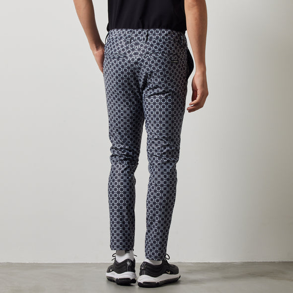 ALLOVER STRECH TAPERED PANTS