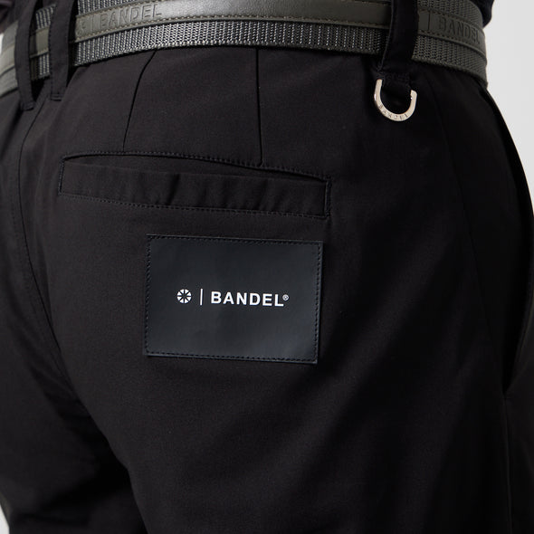 BANDEL ブラックパンツ サイドジッパー付き バイカラースウィッチテーパードパンツ – BANDEL®︎｜公式オンラインストア
