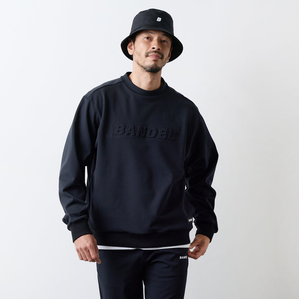 【10月下旬発売予約】エンボスロゴ クルーネック