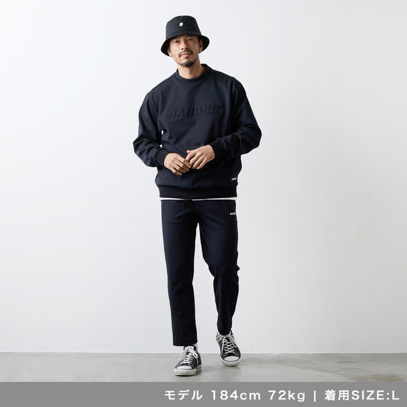 【10月下旬発売予約】エンボスロゴ クルーネック