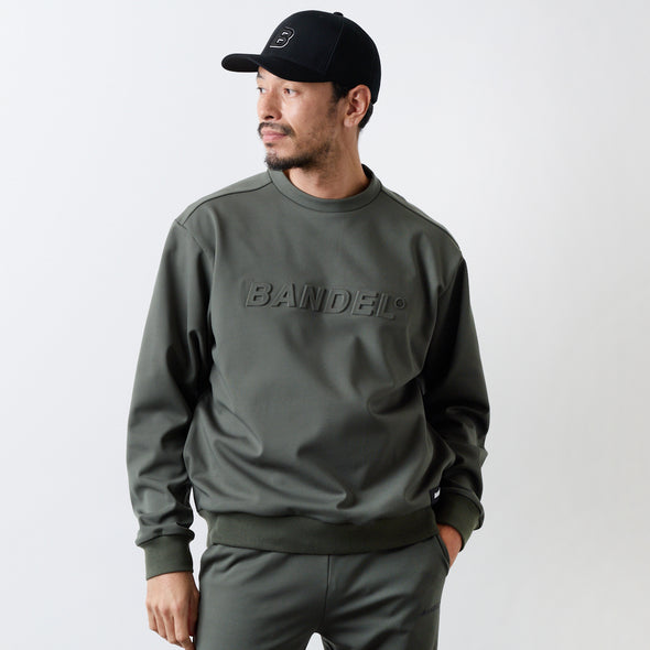 【10月下旬発売予約】エンボスロゴ クルーネック