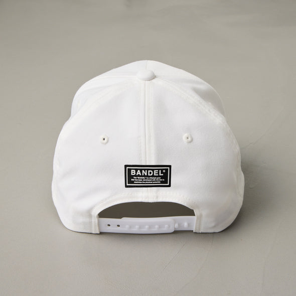 BANDEL キャップ ホワイト スナップバック BANDEL キャップ ホワイト スナップバック POWER and FORCE DRY CAP