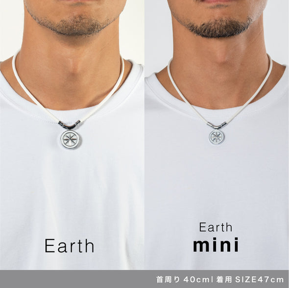 EARTH mini アースミニ White×Silver 磁気ネックレス